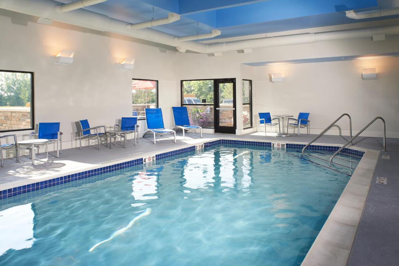 Towneplace Suites By Marriott Saginaw Exterior photo