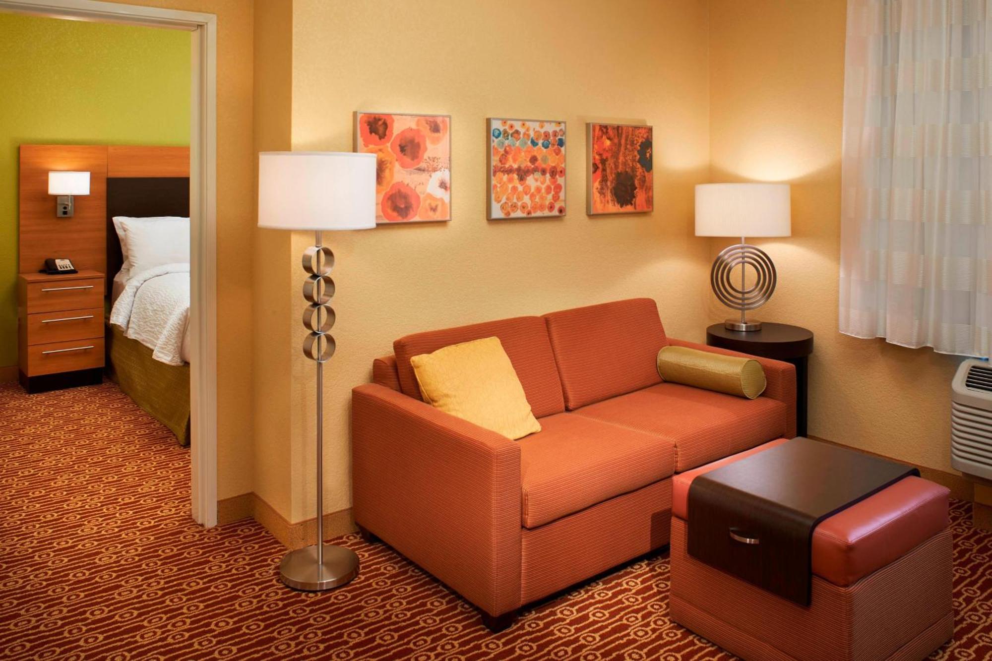 Towneplace Suites By Marriott Saginaw Exterior photo